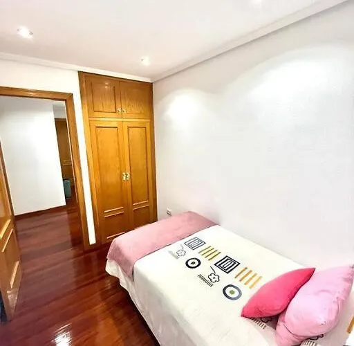 Daire Curros Enriquez Mr Ourense